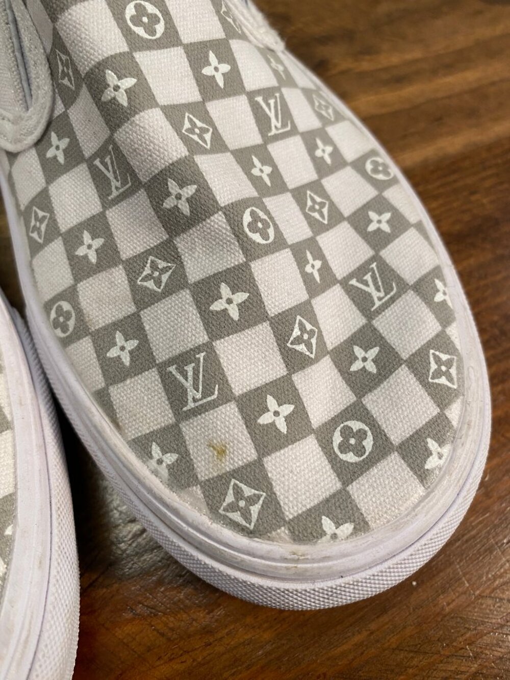 Vans - Classic Slip-On Custom Gray and White Checkerboard Shoes - Women's Size 7 - Picture 12 of 13